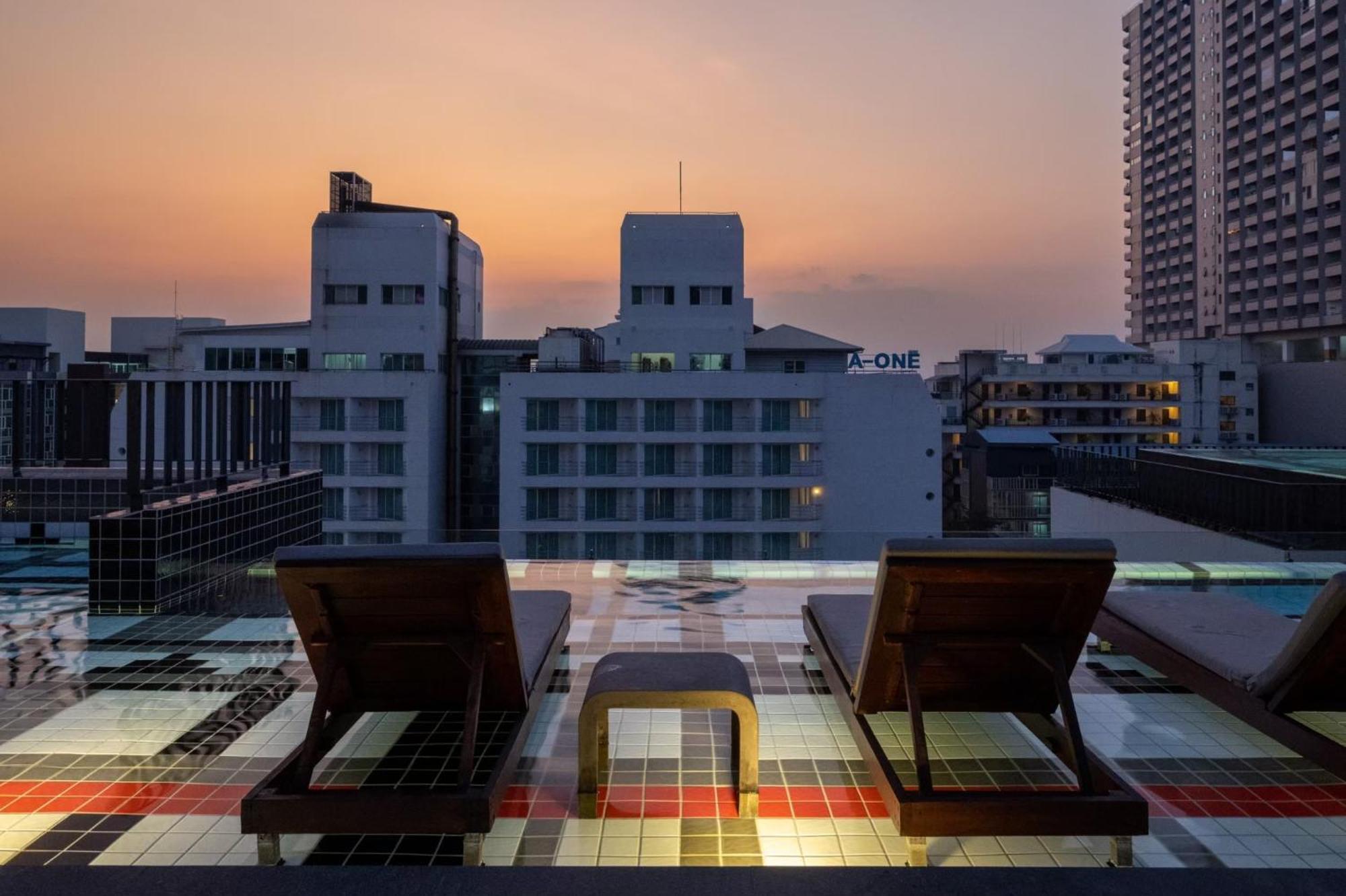 Payaa Hotel Pattaya Esterno foto